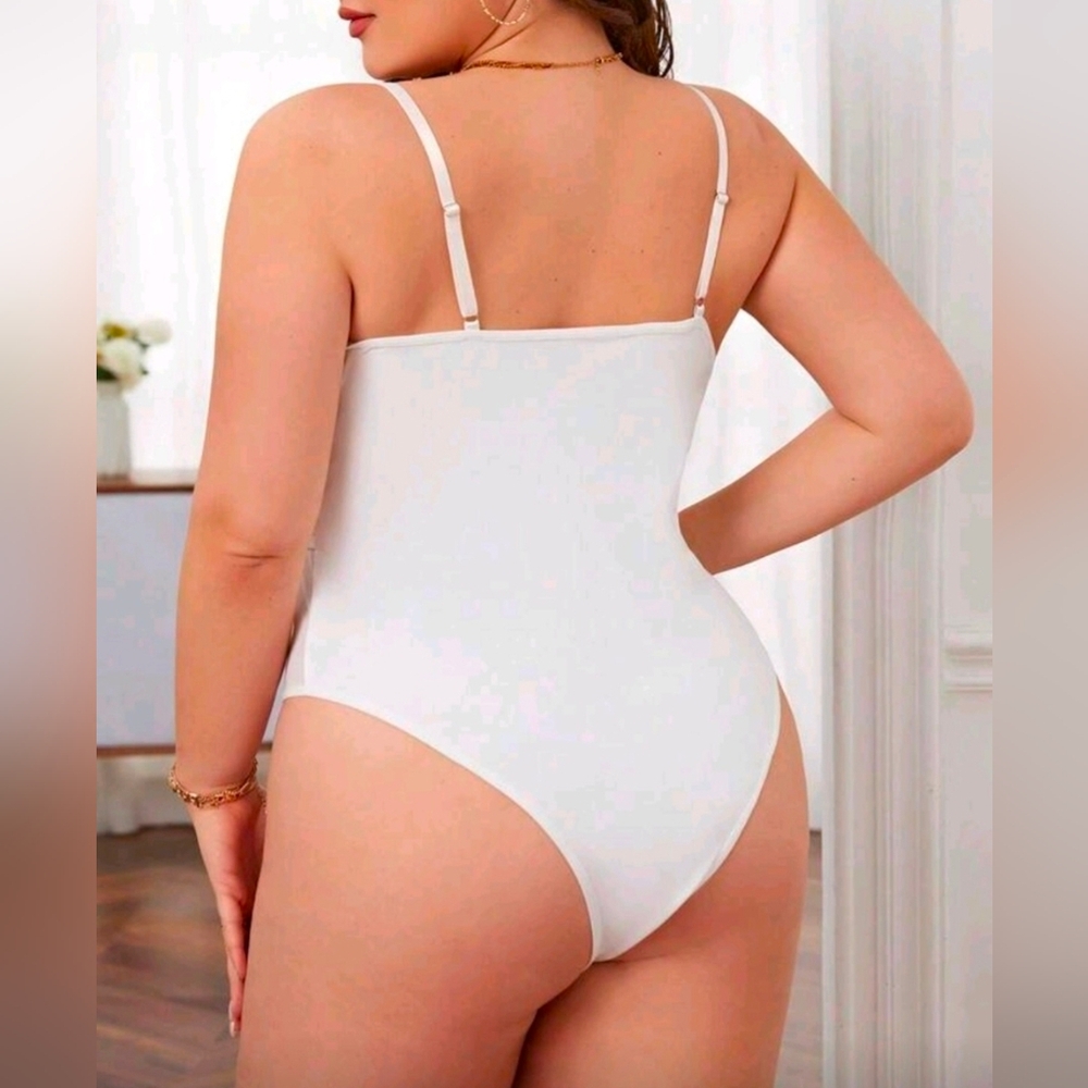 SHEIN White Privé Plus Contrast Lace Bustier Cami Bodysuit 2XL - Picture 4 of 9